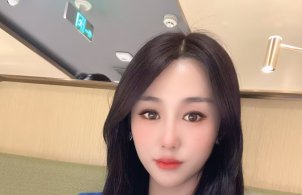 芝加哥外围 产地中国 162cm 00年 身材苗条 娇小可爱